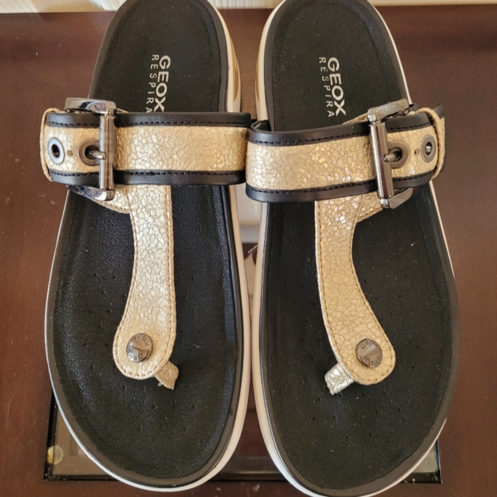 GEOX Ottaya Respira gold thong sandal